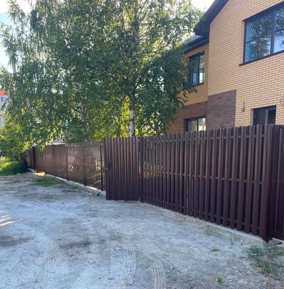 забор из штакетника шоколад фото1 в Анапе