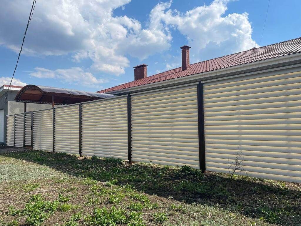 Забор из ламелей Еврожалюзи 25м RAL1015/1015 Слоновая Кость двусторонний в Анапе