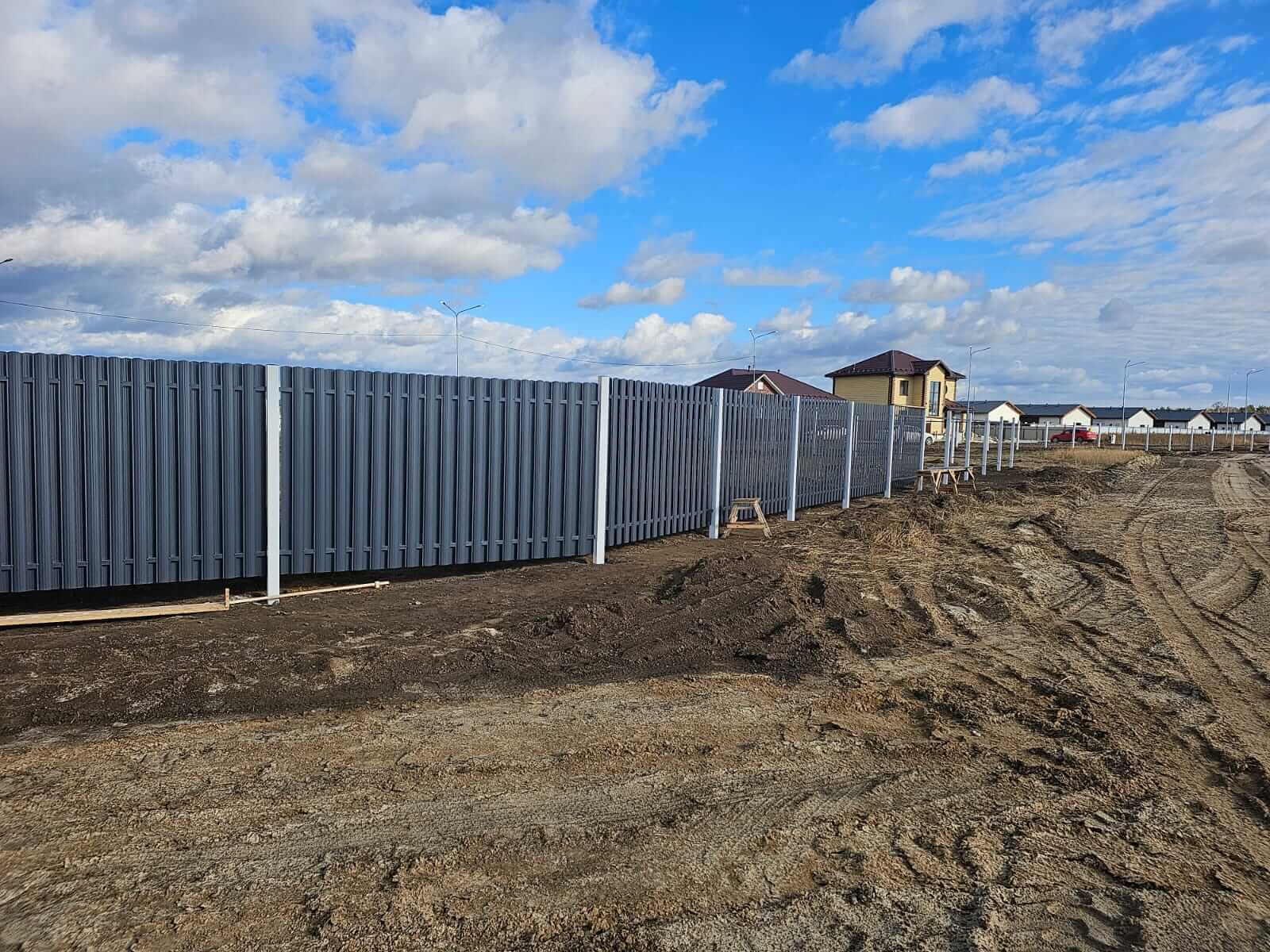 Забор из евроштакетника 234м RAL7024/7024 Серый Графит двусторонний фото 7 в Анапе
