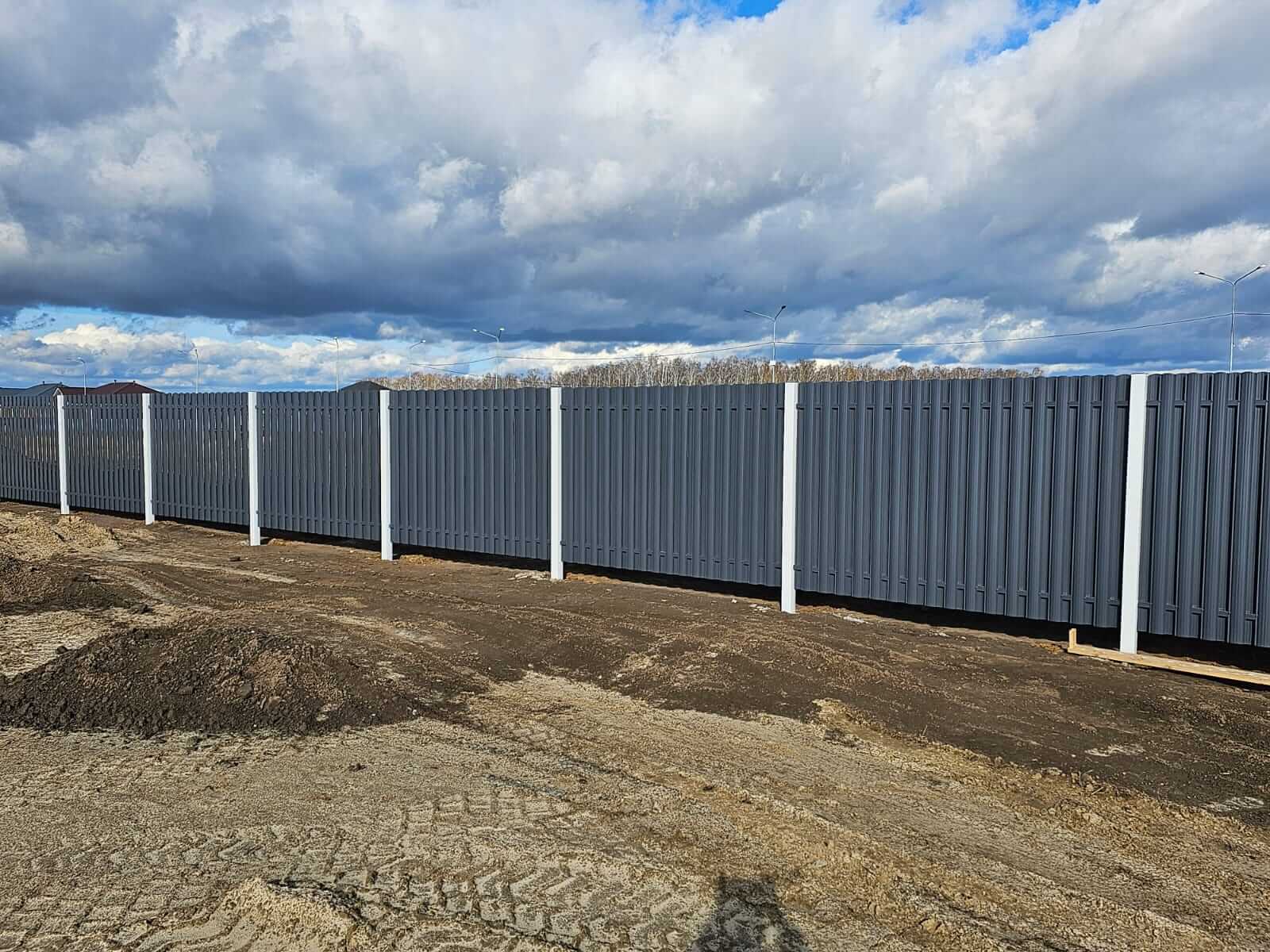 Забор из евроштакетника 234м RAL7024/7024 Серый Графит двусторонний фото 2 в Анапе