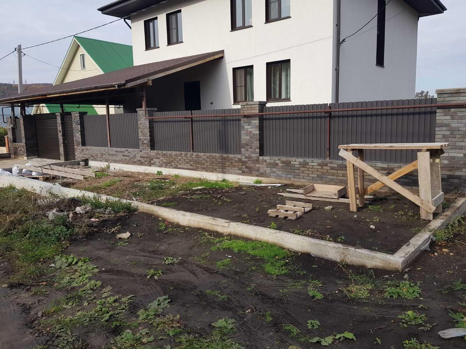 Забор из штакетника 15м RAL8019/8019 Темный Шоколад двусторонний МАТТЕ фото 1 в Анапе