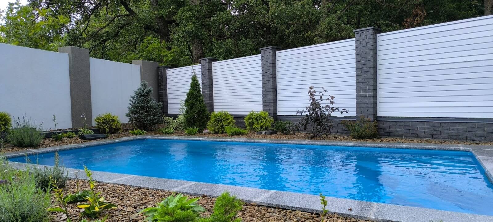 Забор-жалюзи из ламелей Хай-Тек 54м RAL9003 Белый фото 4 в Анапе