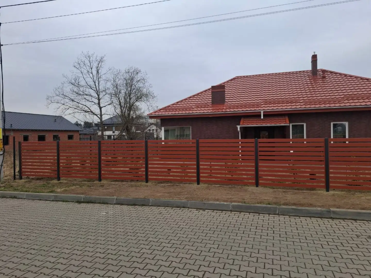 Забор-ранчо из металлопланкена 18м RAL8004 Терракотовый фото 3 в Анапе